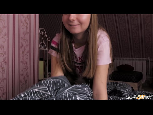 ❤️ La bionda succhia profondamente la sua migliore amica e si fa sborrare in bocca ️❌ Porno vkal it.porngifmag-com.ru ️❤
